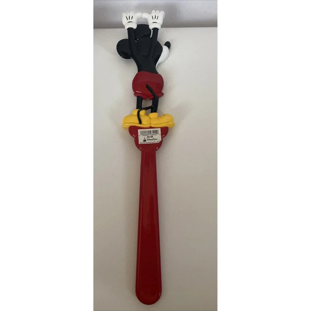 Disneyland Resort Mickey Mouse Vintage Back Scratcher Souvenir Character